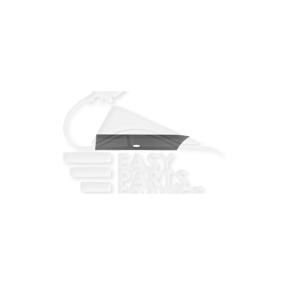 MOULURE LATÉRAL ARRIÈRE-GAUCHE NOIRE AVEC EMPLACEMENT FEU pour MERCEDES SPRINTER