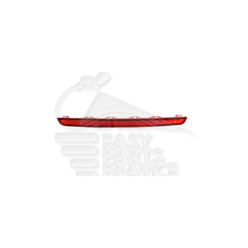 3 EME FEU STOP pour SKODA RAPID