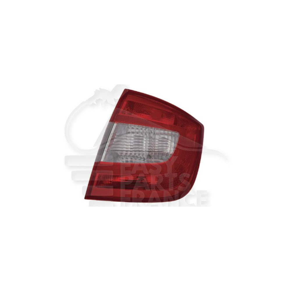 FEU ARRIÈRE-DROIT FOND ROUGE pour SKODA RAPID