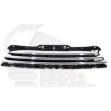 GRILLE DE CALANDRE A/MOULURES CHROMEES 