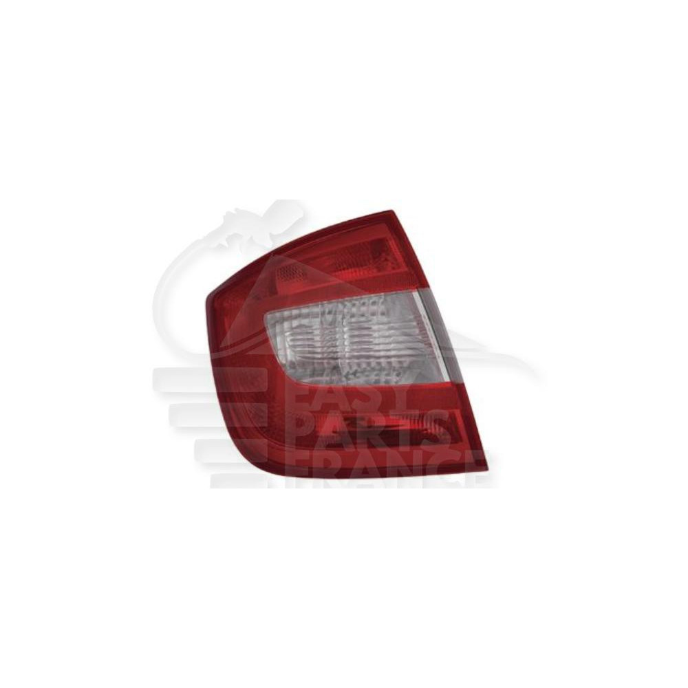 FEU ARRIÈRE-GAUCHE FOND ROUGE pour SKODA RAPID