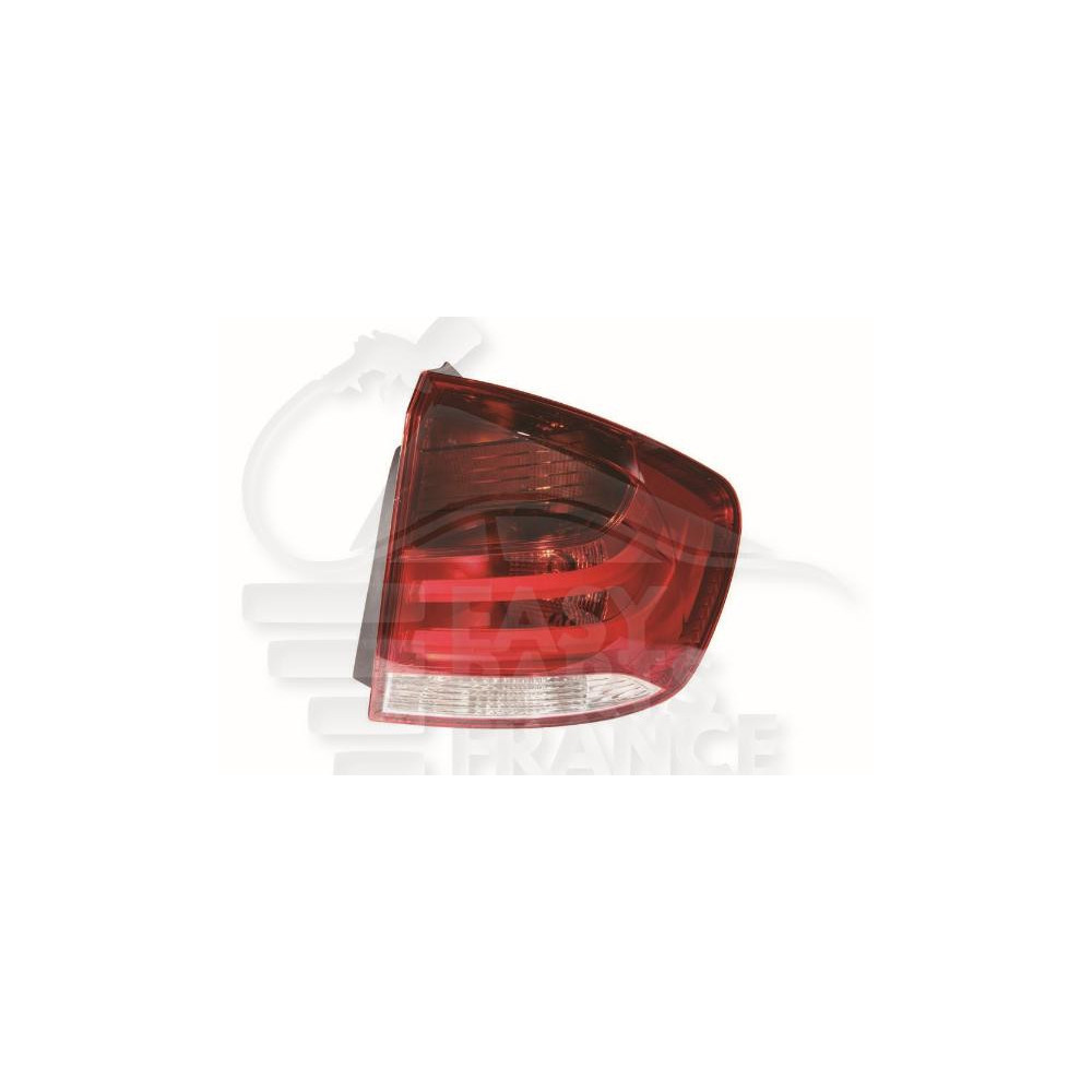 FEU ARRIÈRE-DROIT EXTÉRIEUR pour BMW X1