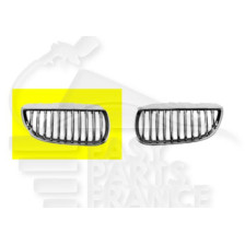 GRILLE DE CALANDRE AVD NOIRE A/CADRE CHROME 