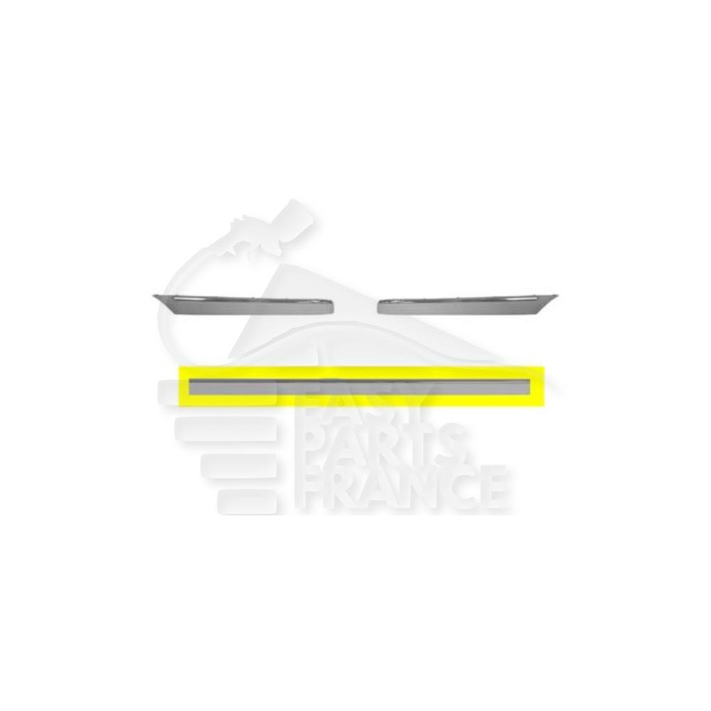 MOULURE DE PARE-CHOC ARRIÈRE CENTRALE SANS PACKCONTROL pour MERCEDES CLASSE C - W203