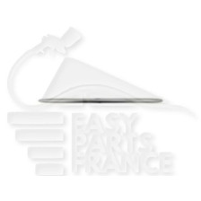 MOULURE DE GRILLE SUP DE PC AVG CHROMEE MOD C43 AMG 