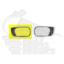 GRILLE DE CALANDRE D CHROMEE - NOIRE 