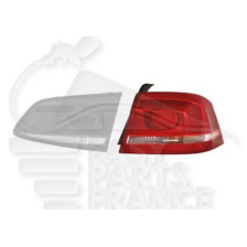 FEU ARRIÈRE-DROIT EXTÉRIEUR MODÈLE BREAK pour VOLKSWAGEN PASSAT