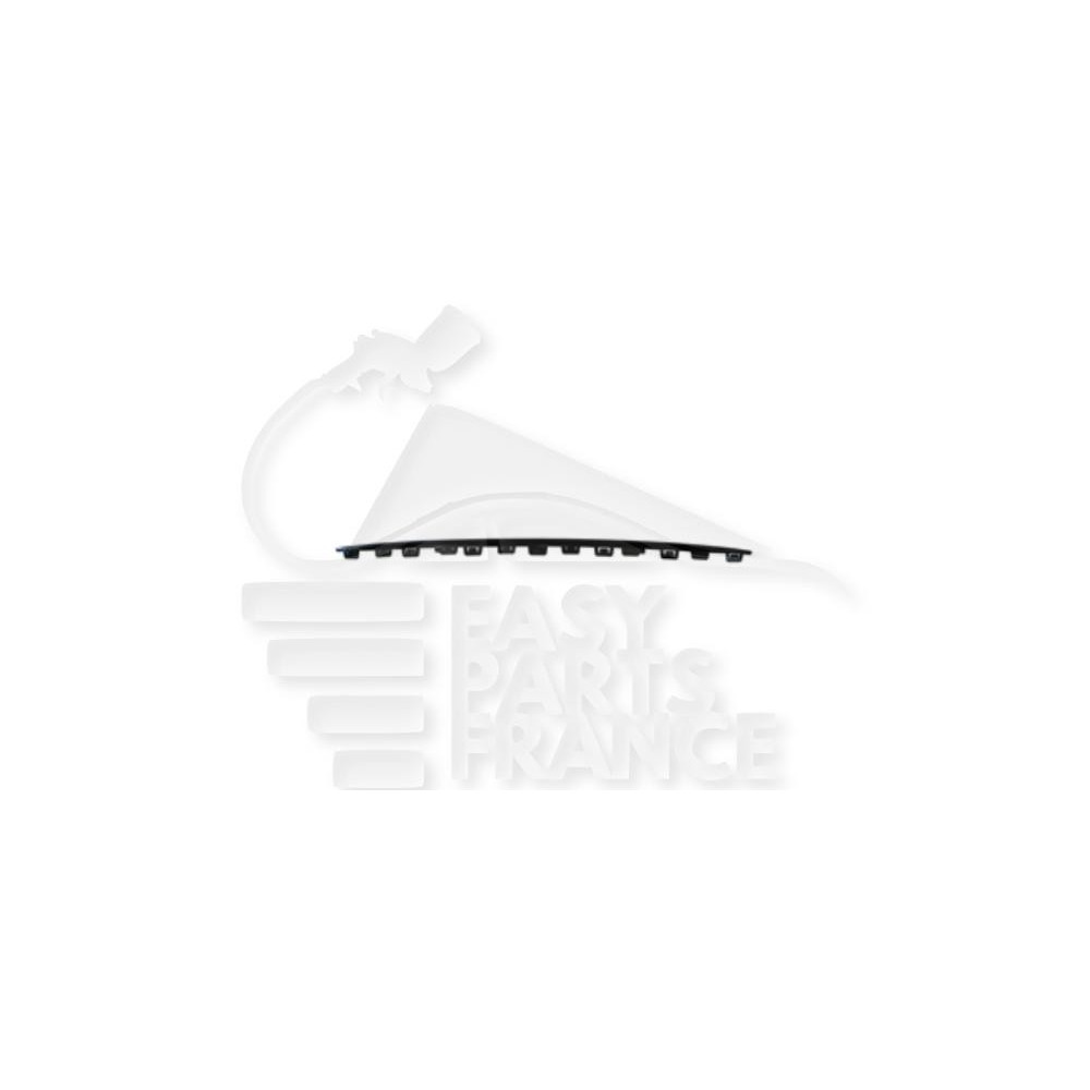 MOULURE DE PARE-CHOC ARRIÈRE NOIRE pour MERCEDES CLASSE A - W177