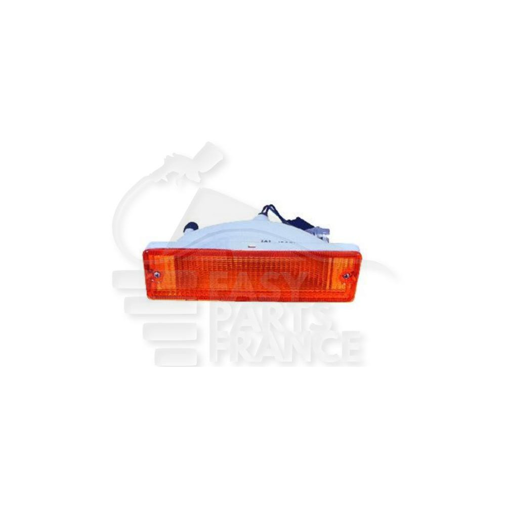 FEU AVANT-GAUCHE OR DS PARE-CHOC pour NISSAN TERRANO