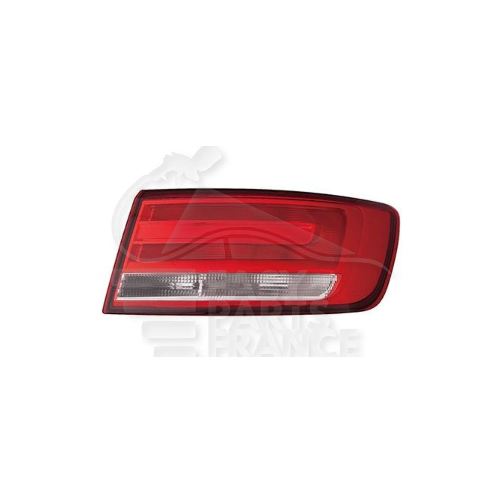FEU ARRIÈRE-DROIT EXTÉRIEUR - 4 PORTES pour AUDI A4