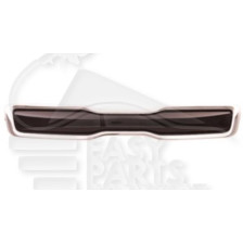 GRILLE DE CALANDRE A/MOULURE CHROMEE 