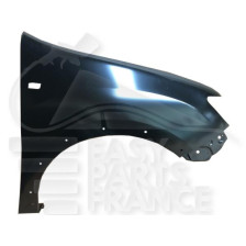 AILE AVANT-DROIT AVEC EMPLACEMENT FEU et MOULURE pour DACIA SANDERO STEPWAY