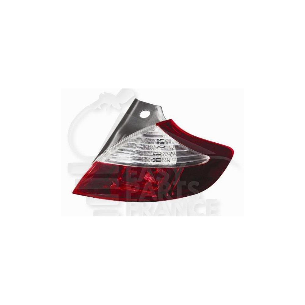 FEU ARRIÈRE-DROIT EXTÉRIEUR - 3/5 PORTES pour RENAULT MEGANE